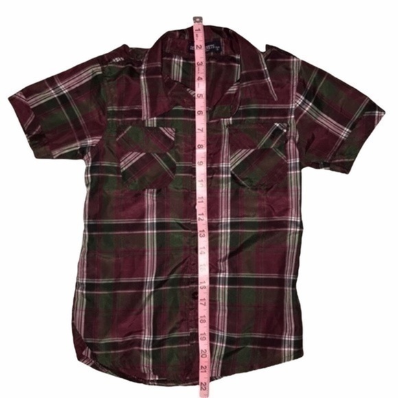 DENIM & RIVETS Button Up Shirt - Picture 4 of 5